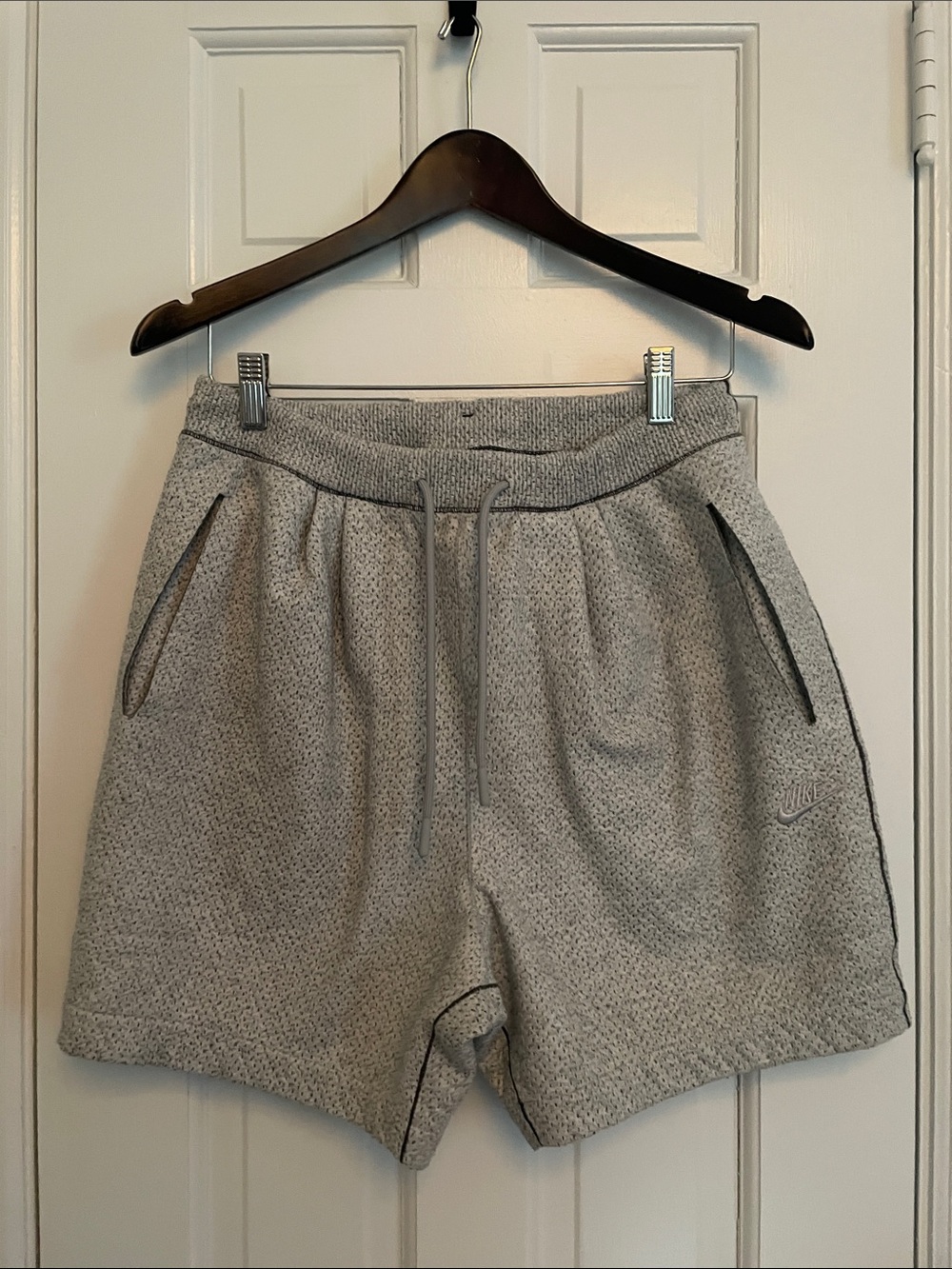 Nike men’s  Heather Gray Athletic Drawstring Shorts